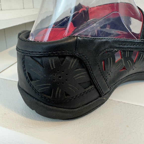 Baretraps Sandals Sneakers Shoes Women’s size 6.5 Farra Baretraos Black Velcro - Picture 10 of 12